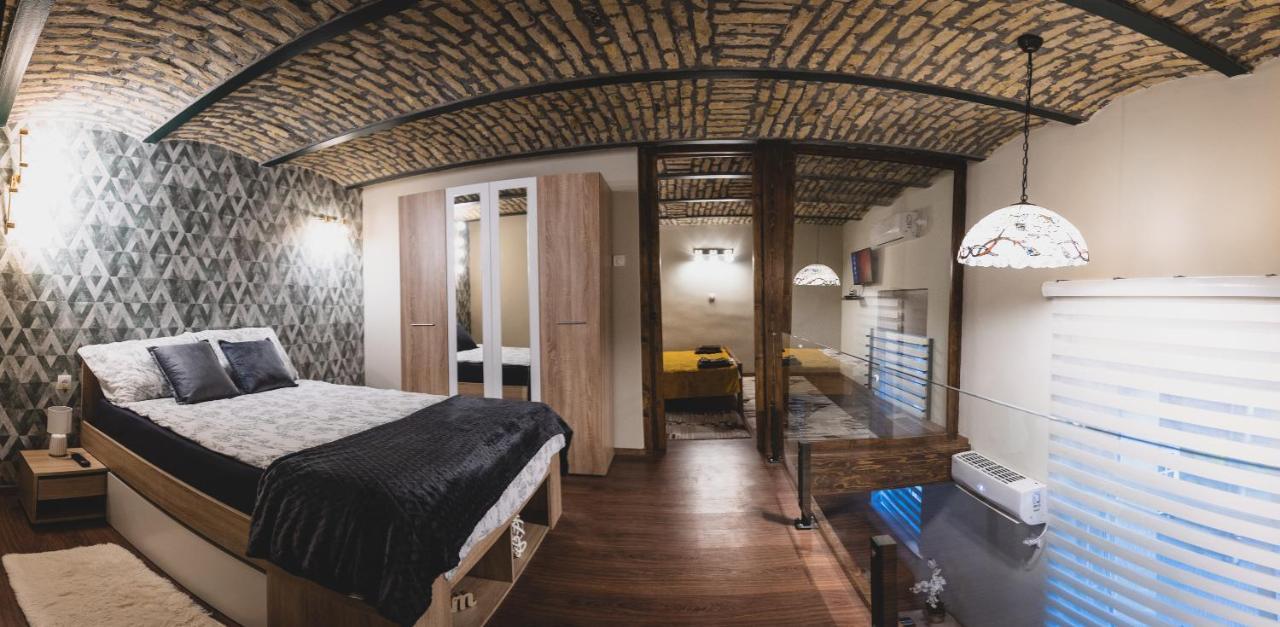 Museum Apartment Subotica Bagian luar foto